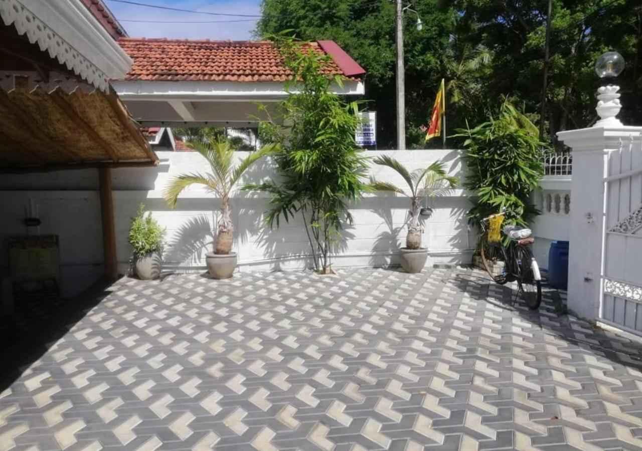Cozy Inn Negombo Extérieur photo
