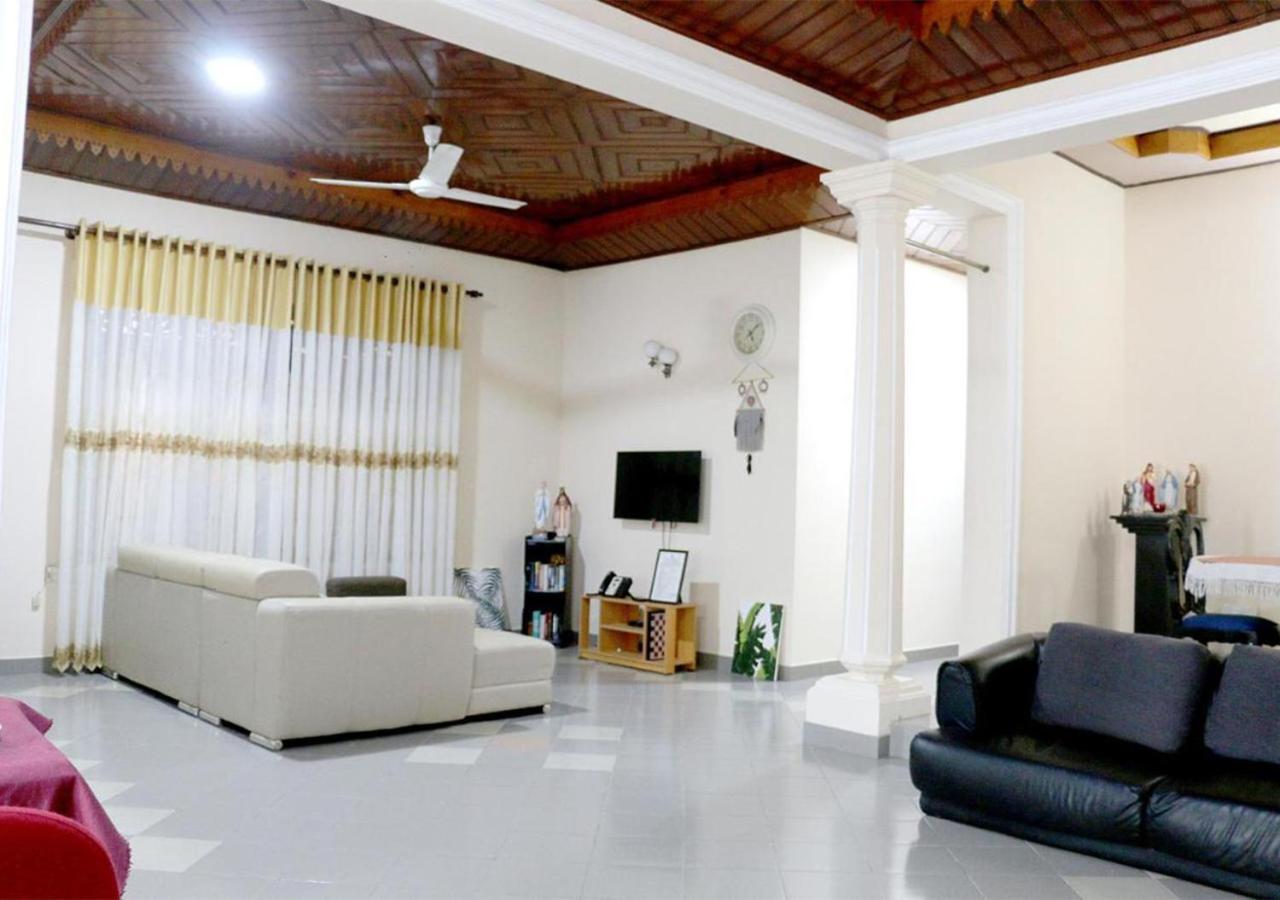 Cozy Inn Negombo Extérieur photo