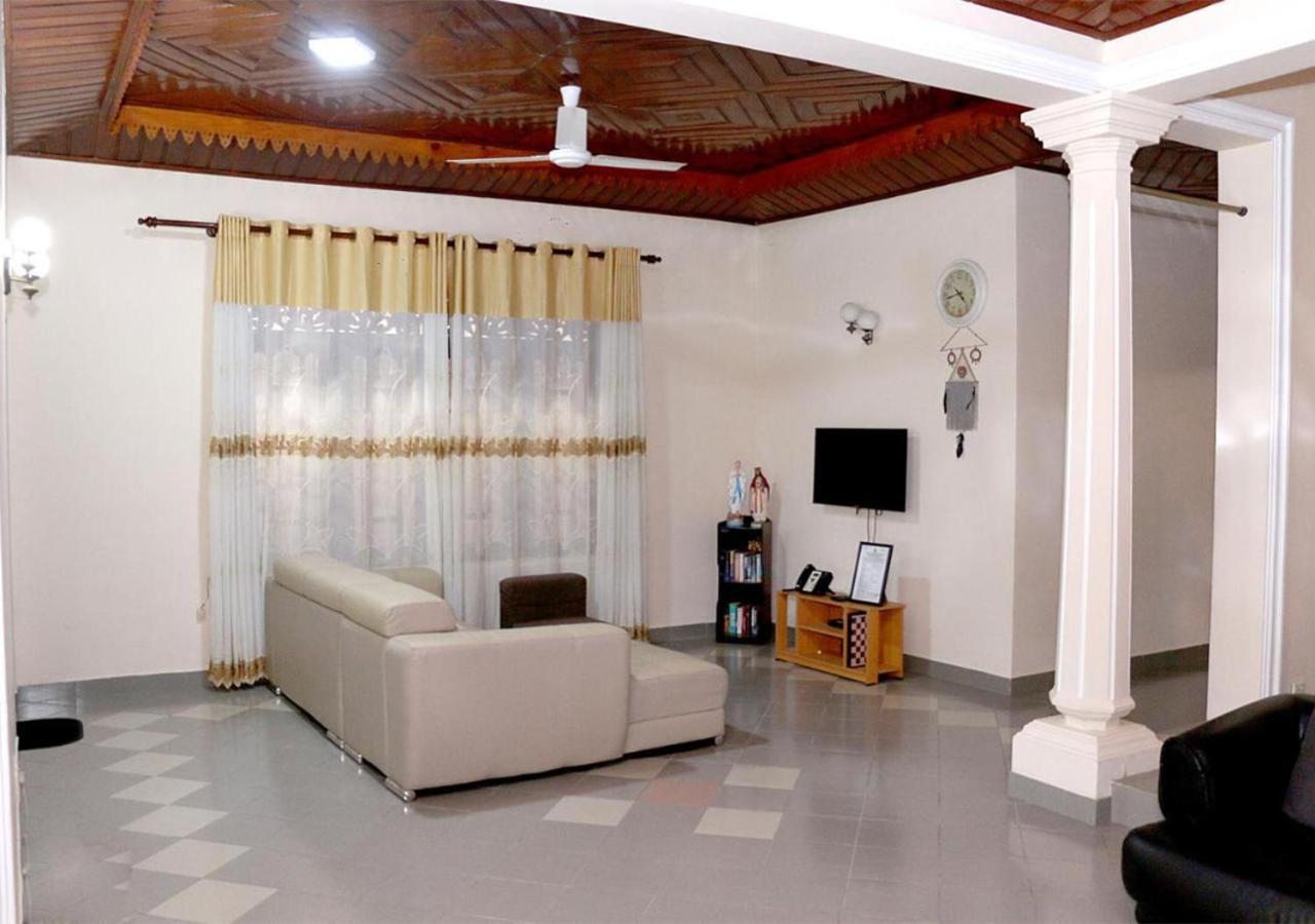 Cozy Inn Negombo Extérieur photo