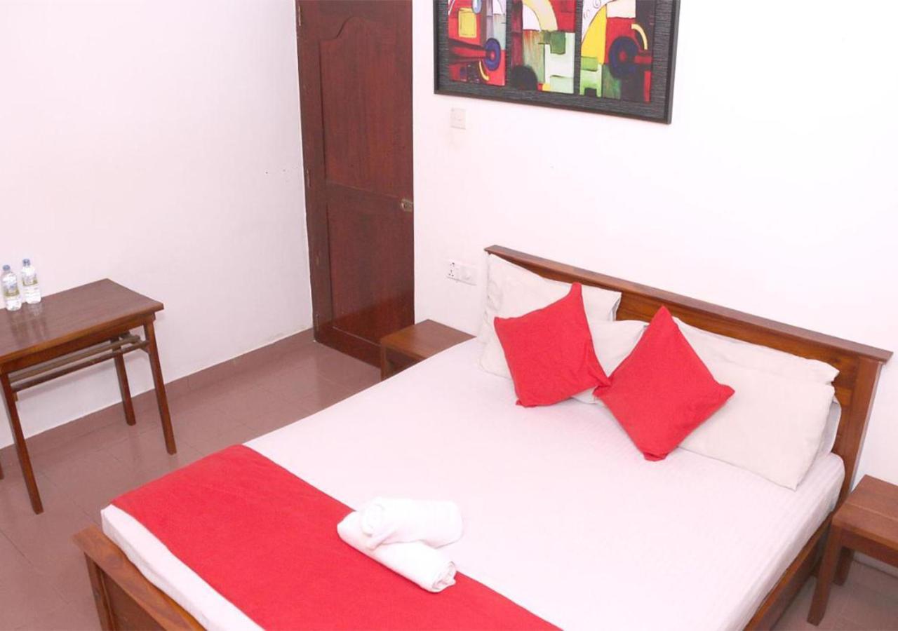 Cozy Inn Negombo Extérieur photo